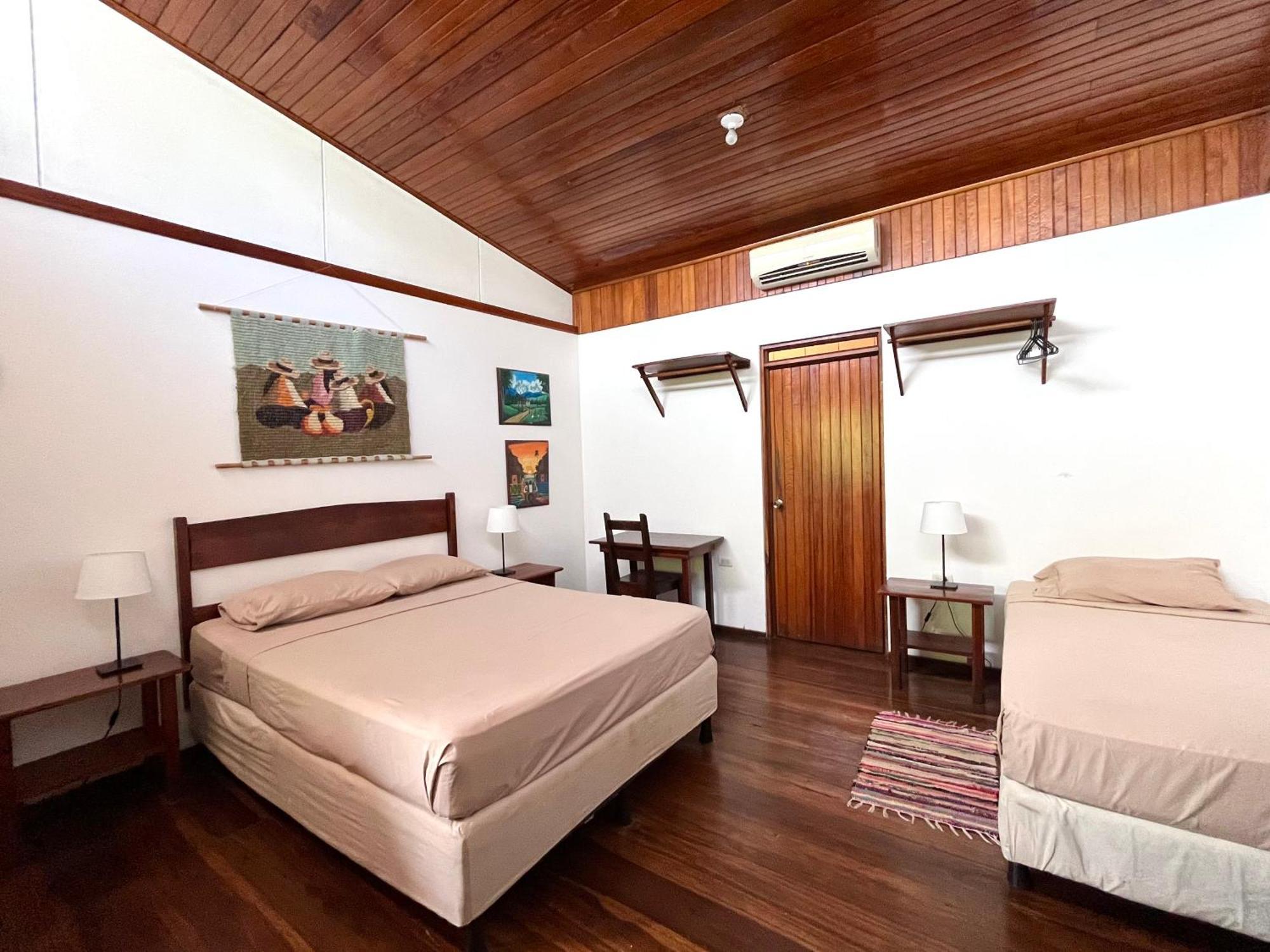 El Clan Hostel Puerto Viejo de Talamanca المظهر الخارجي الصورة